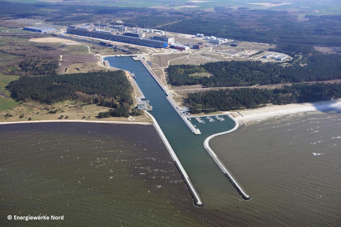 Вид на колишню Грайсвальдську АЕС з моря. Фото: Energiewerke Nord