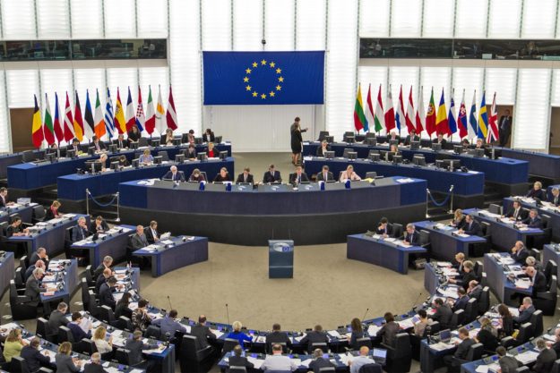 Європарламент прийняв резолюцію, якою закликав країни підвищувати свої зобов’язання у рамках Паризької угоди Європарламент прийняв резолюцію, якою закликав країни підвищувати свої зобов’язання у рамках Паризької угоди