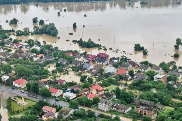 Повені на Прикарпатті: чому так сталося і що з цим робити?