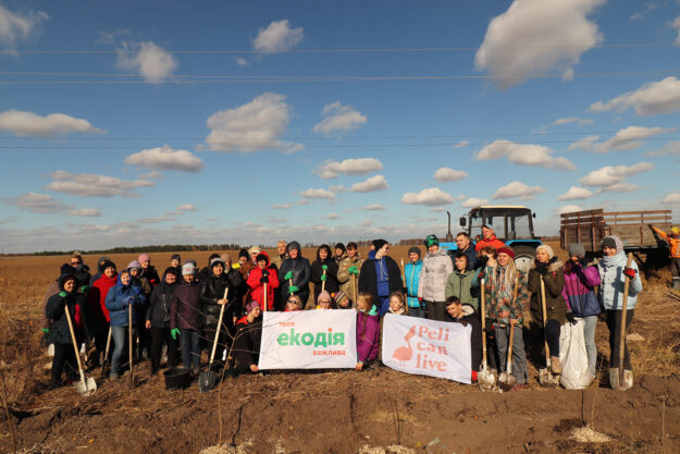 Екодія висадила дерева
