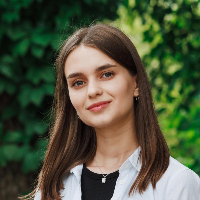 Анастасія Колюсь